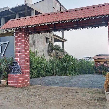 Yashraj Resorts Somatane Exterior photo