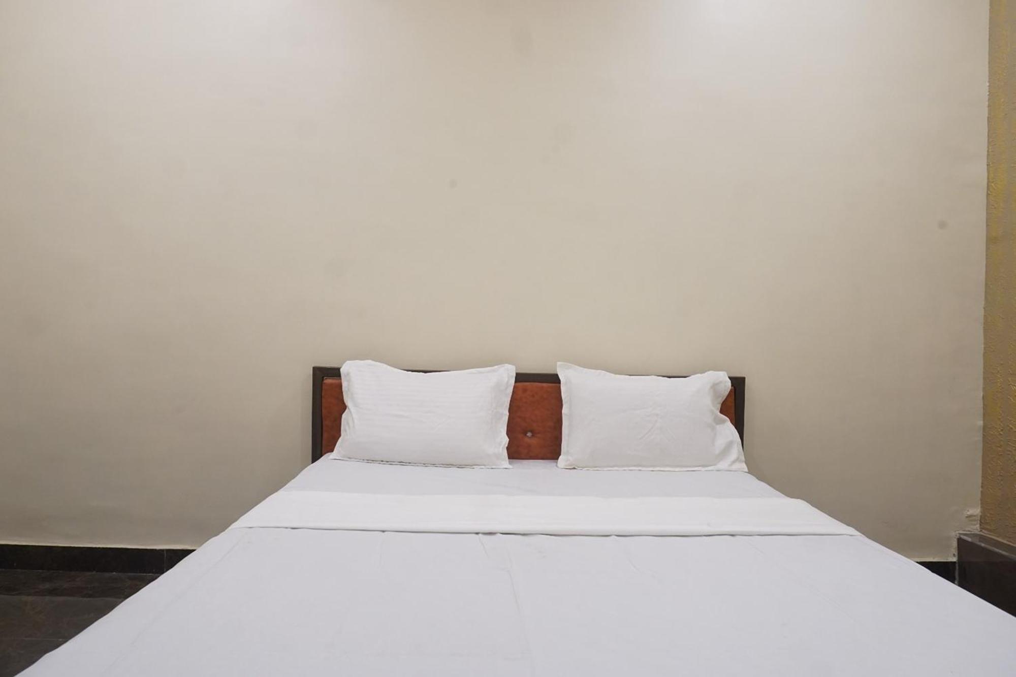 Yashraj Resorts Somatane Exterior photo